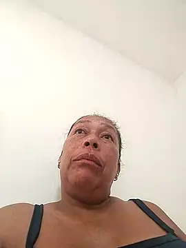 Naomi-Mature online show from 04.21.26