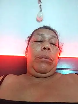 Naomi-Mature online show from 05.04.26