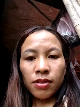 Snapshot of Chao_tay chatting on 10.04.25 Chao tay online show from 10.04.25