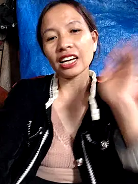 Snapshot of Chao_tay chatting on 10.07.25 Chao tay online show from 10.07.25