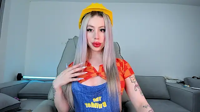 Snapshot of Sweet_Soffi chatting on 02.26.26 Sweet Soffi online show from 02.26.26