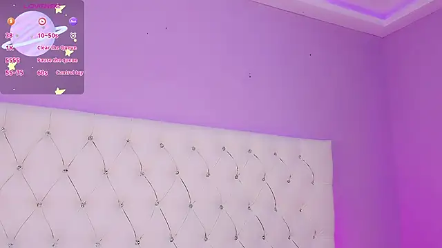 DaniielaV online show from 02.02.26