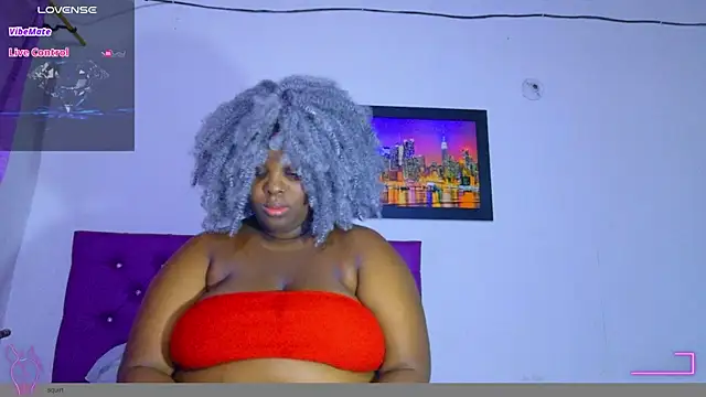 Snapshot of ebony_NeighborMoans chatting on 07.08.26 ebony NeighborMoans online show from 07.08.26