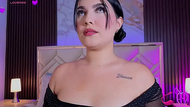MiaaFarrel online show from 06.04.26