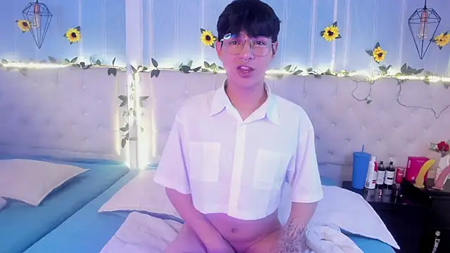 AleAurarashi online show from 11.05.25