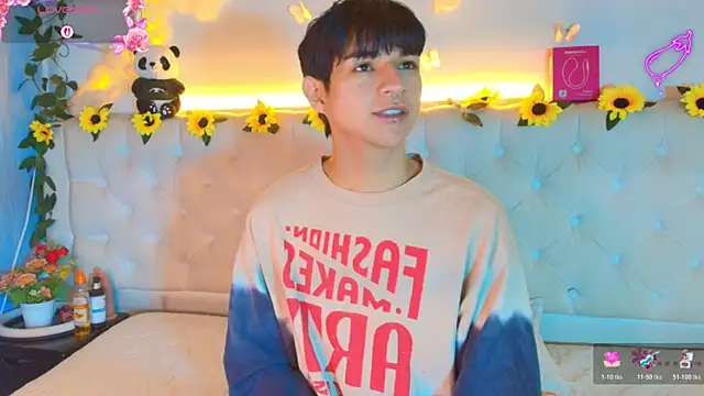 AleAurarashi online show from 03.13.26