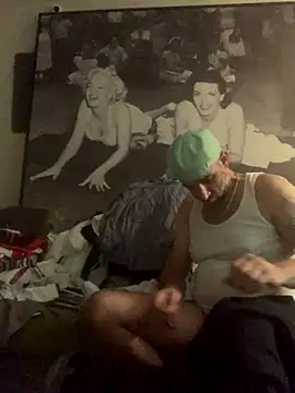 Hothotboyg online show from 10.02.25