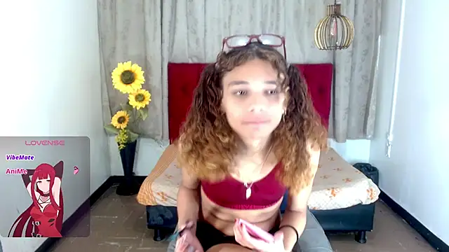 Snapshot of luisa__torres chatting on 01.14.26 luisa torres online show from 01.14.26