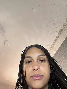 Snapshot of Messy-diana21 chatting on 02.01.26 Messy-diana21 online show from 02.01.26