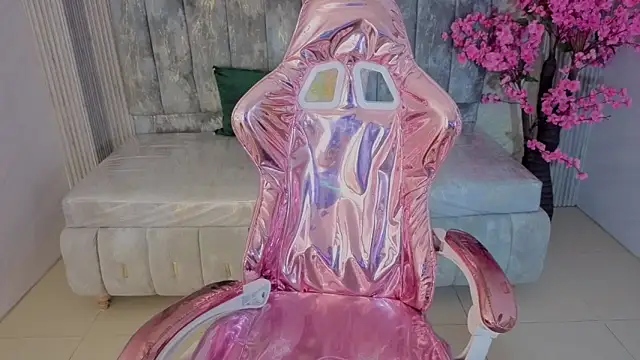 kim lush s online show from 06.06.26