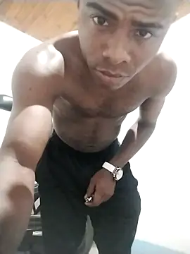 Snapshot of _yefez chatting on 10.19.25 yefez online show from 10.19.25