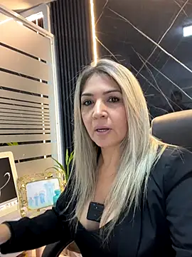 Helena Foxxx online show from 11.07.25