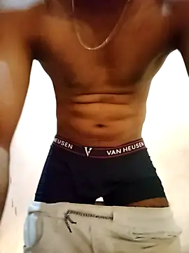 Snapshot of hornyboywithabs chatting on 04.06.26 hornyboywithabs online show from 04.06.26