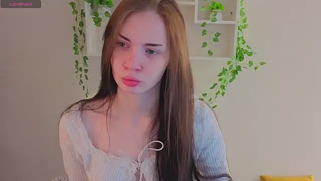 Snapshot of Jennie_Hunter chatting on 11.28.25 Jennie Hunter online show from 11.28.25