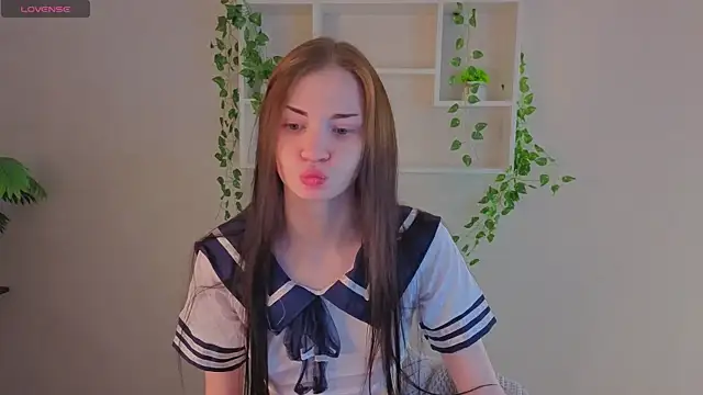 Snapshot of Jennie_Hunter chatting on 11.29.25 Jennie Hunter online show from 11.29.25