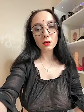 Jinhee Tiny online show from 10.07.25