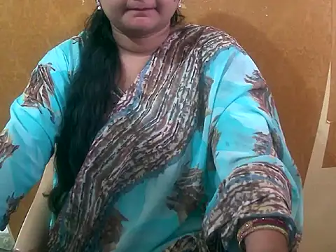 Snapshot of Saniya_K chatting on 09.21.25 Saniya K online show from 09.21.25