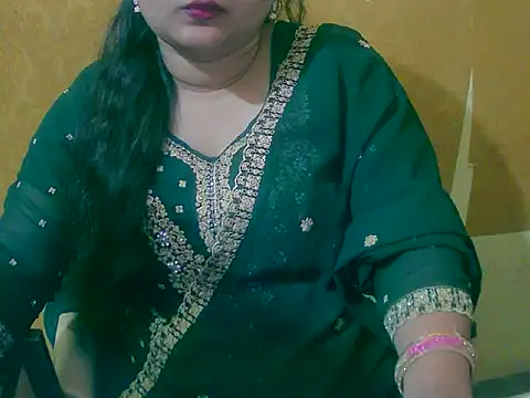 Snapshot of Saniya_K chatting on 09.22.25 Saniya K online show from 09.22.25