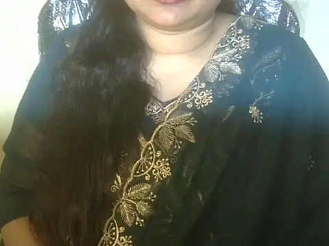 Snapshot of Saniya_K chatting on 09.30.25 Saniya K online show from 09.30.25