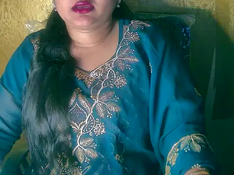 Snapshot of Saniya_K chatting on 10.07.25 Saniya K online show from 10.07.25