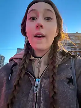 FroggyAnna online show from 03.14.26