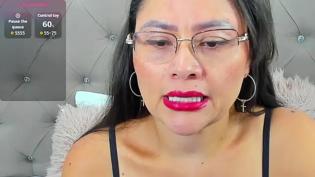 Isbettyche online show from 11.23.25