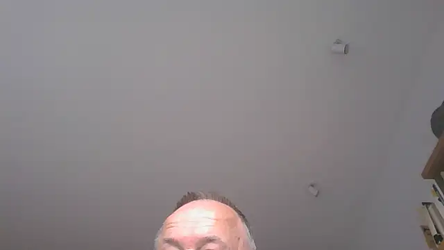 Snapshot of knodli chatting on 09.10.25 knodli online show from 09.10.25