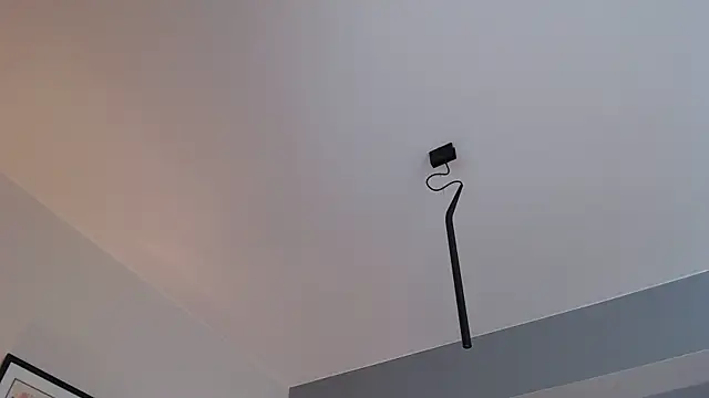 Snapshot of knodli chatting on 10.22.25 knodli online show from 10.22.25