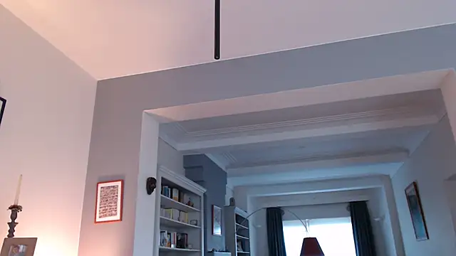 Snapshot of knodli chatting on 11.24.25 knodli online show from 11.24.25