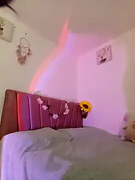 Liahdiaz  online show from 09.09.25