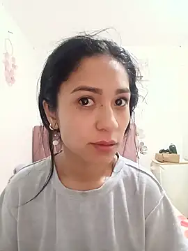 Liahdiaz  online show from 06.20.26