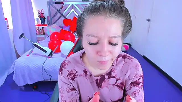 Luna Analya online show from 02.14.26