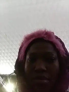 Blackntoxicabe6999 online show from 05.17.26
