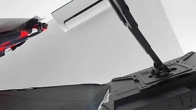 Rihanna hotx online show from 11.26.25