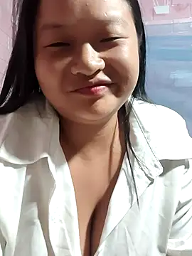 Snapshot of girl-babi chatting on 07.28.26 girl-babi online show from 07.28.26