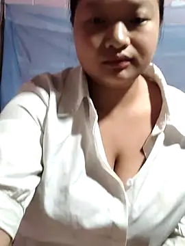 Snapshot of girl-babi chatting on 07.30.26 girl-babi online show from 07.30.26