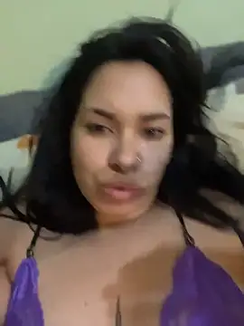 Snapshot of Vixxen_99 chatting on 11.17.25 Vixxen 99 online show from 11.17.25