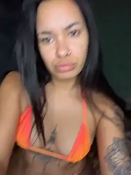 Snapshot of Vixxen_99 chatting on 12.17.25 Vixxen 99 online show from 12.17.25