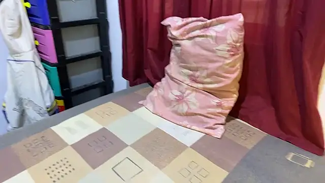 Snapshot of rand1101 chatting on 11.22.25 rand1101 online show from 11.22.25