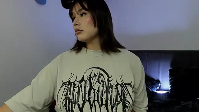Candy Velvet online show from 06.10.26