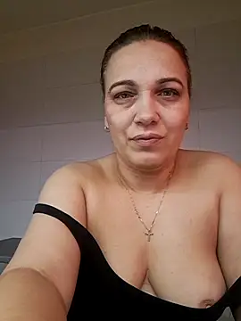 Snapshot of PalomaDesireee chatting on 10.21.25 PalomaDesireee online show from 10.21.25