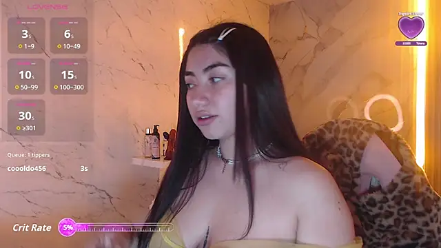 Snapshot of Sophia_tf chatting on 09.28.25 Sophia tf online show from 09.28.25