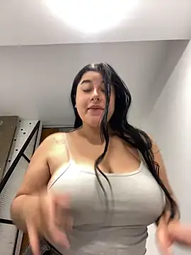 Tokio Sakura online show from 10.23.25