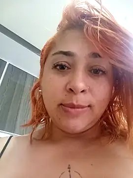 Snapshot of Mariana-94 chatting on 11.25.25 Mariana-94 online show from 11.25.25