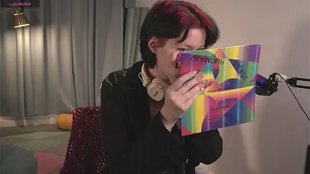 bluebeell online show from 12.01.25