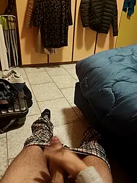 Snapshot of LucifertheGenius chatting on 12.23.25 LucifertheGenius online show from 12.23.25