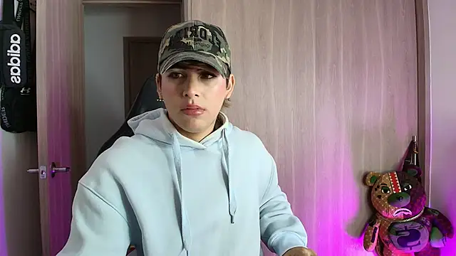 Snapshot of brunothompson3 chatting on 09.10.25 brunothompson3 online show from 09.10.25