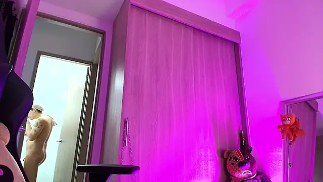 Snapshot of brunothompson3 chatting on 09.14.25 brunothompson3 online show from 09.14.25