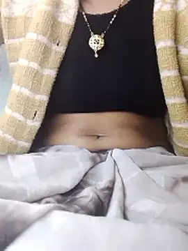 Snapshot of Hut_rotu_cute chatting on 02.02.26 Hut rotu cute online show from 02.02.26