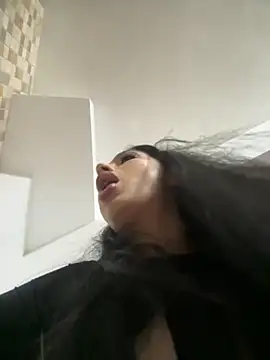 Bella Vixen  online show from 10.29.25